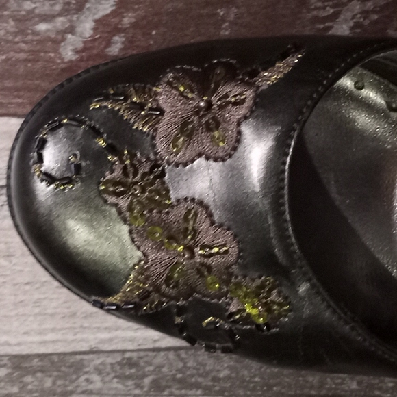 đź–¤HOST PICKđź–¤WEDGES 4" Heels - Picture 2 of 6